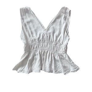 Banana Republic Silky Top White Peplum V Neck Sleeveless Blouse Flowy